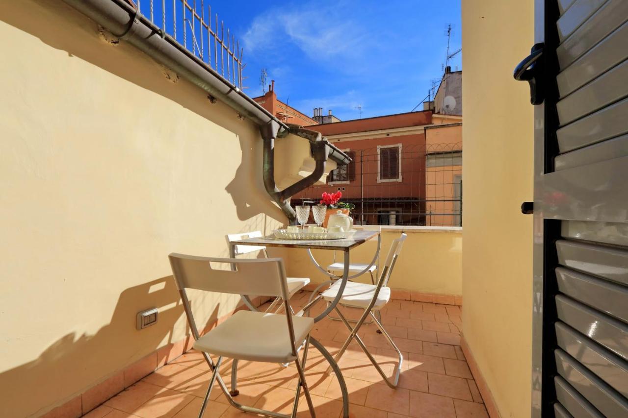 Monti Charming - Short Let Service Apartamento Roma
